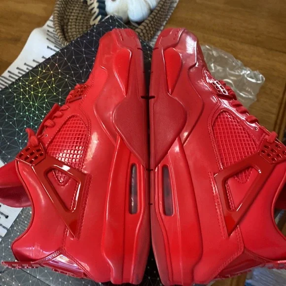 Jordan 4 ( SOLD) - Picture 4 of 9